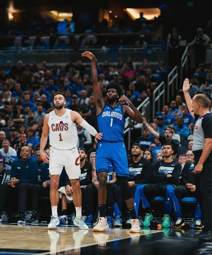 一竞技平台官网 -包含奥兰多魔术发布备战花絮，集结日绝杀压哨，NBA总决赛任务艰巨，身体对抗强度拉满的词条